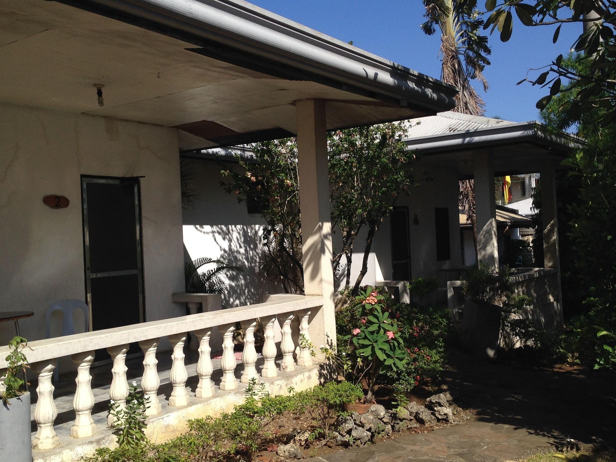 Lapu-Lapu Cottages & Restaurant Exterior foto